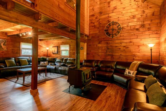 Deer Run Lodge - Image 3