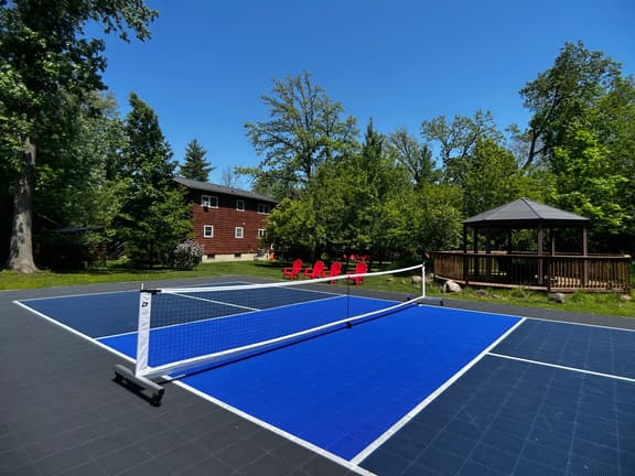 Deer Run Lodge - Image 1